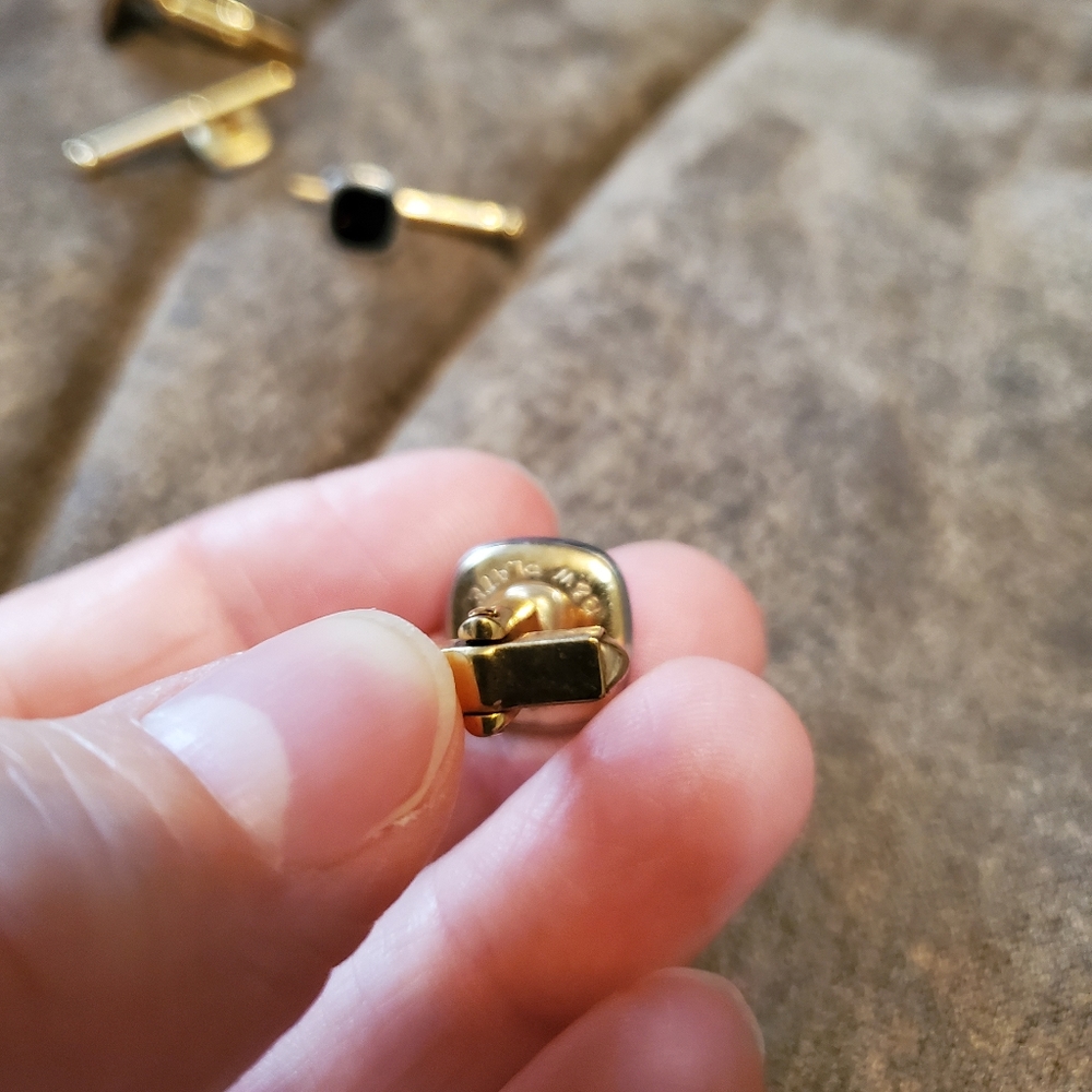 Swank B&W Cuff Links And Shirt Studs Vintage W Box - image 4